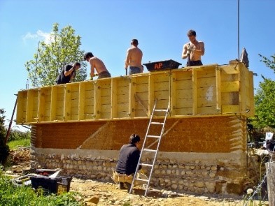 Ecoconstruction-patrimoine-bois-mur-pierre-abri-lieudieu-Aplomb-isere-38
